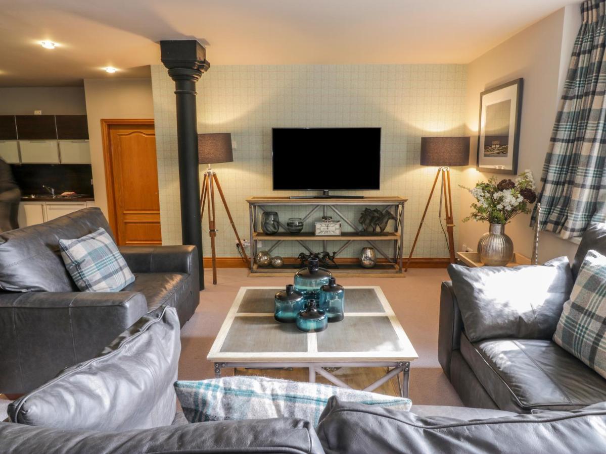 Apartment 1 St Mary'S Church Moffat Bagian luar foto